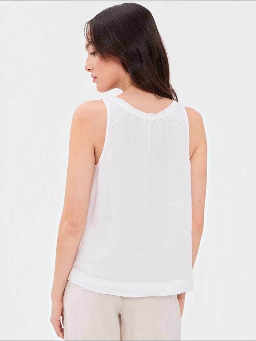 New! ALEX MILL • Sydney Linen Top in White - Picture 2 of 13